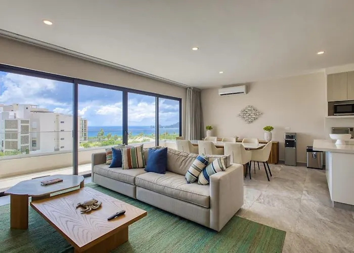 Ferienhaus Peaceful Coastal With Pool, Balcony & Fitness Center *